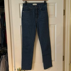 Madewell’s The Perfect Vintage Jean. Size 25 with some stretch.
